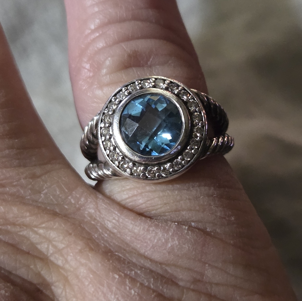 David Yurman Petite Cerise Ring in Blue Topaz & Diamonds, SS, Size 4.5 - Picture 15 of 15